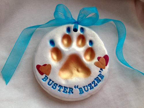 Deluxe paw print example Gold and Blue