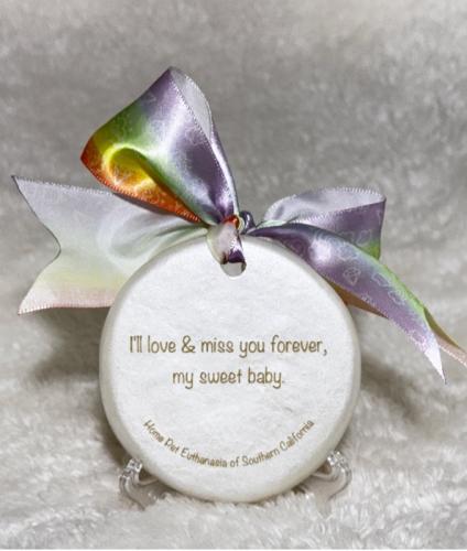 Engraved paw print with finish back
